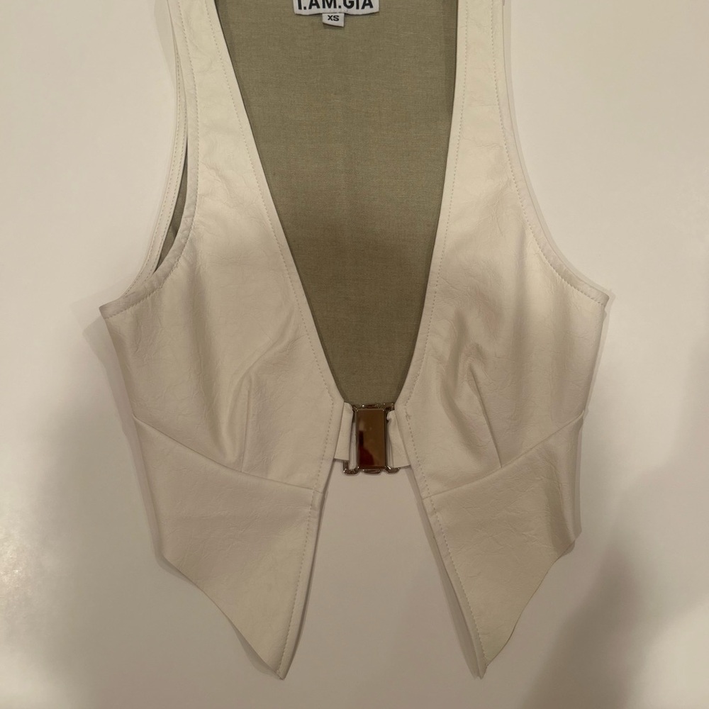 I.AM.GIA White Zip Crop Top